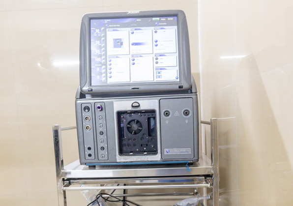 Constellation vitreoretinal surgical system